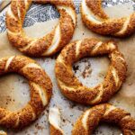 Simit - Turkish sesame bread rings