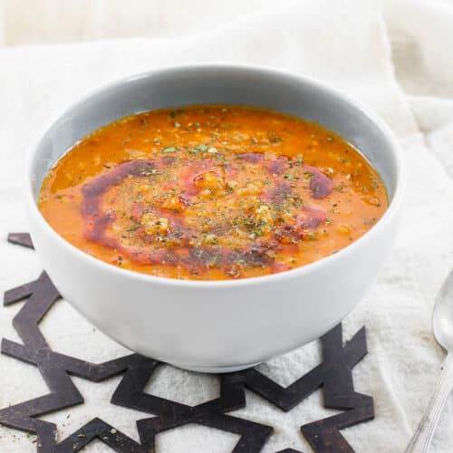 Ezogelin soup (Turkish lentil soup with rice & bulgur) | Recipe | A ...